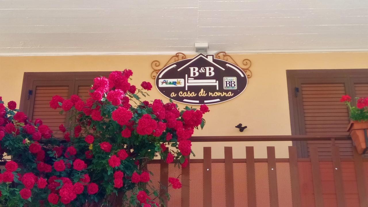 B&B A Casa Di Nonna Massa d'Albe Extérieur photo